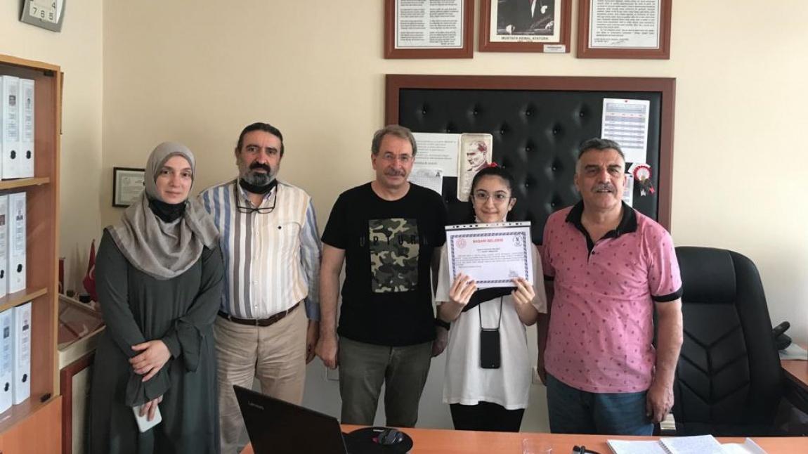 Enerji Tasarrufu Konulu Resim Yarışmasında Türkiye Çapında Başarı Kazanan Öğrencimiz Nuray Hanzade Erdoğan